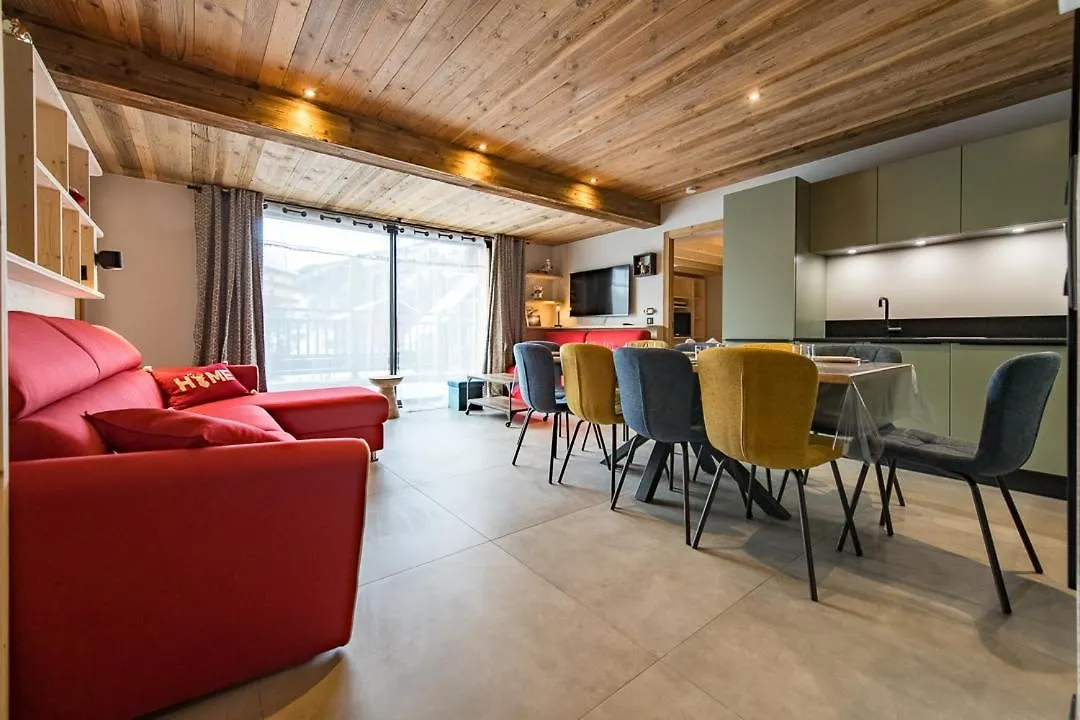 Appartement Neuf En Hyper Centre Station - 8/9 Personnes Saint-Sorlin-dʼArves Apartamento